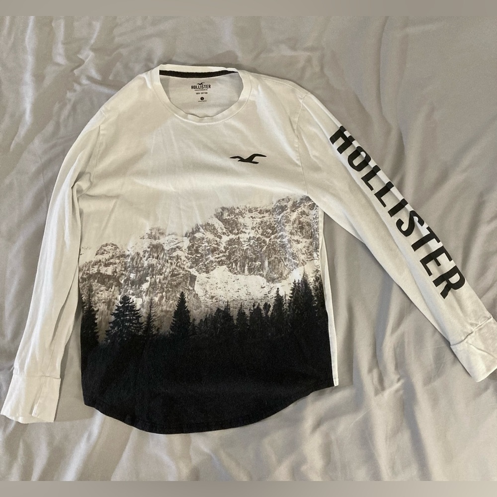 Men’s Small Hollister Long Sleeve